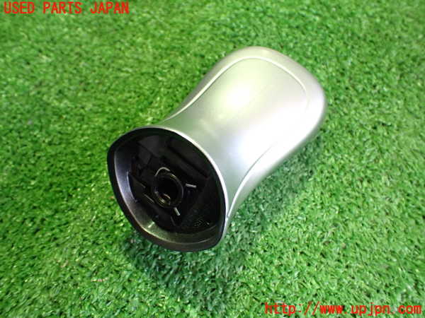 5UPJ-17007570]アウトランダーPHEV(GG3W)シフトノブ 中古_m0002.jpg