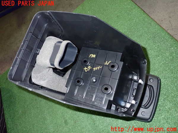 5UPJ-17007540]アウトランダーPHEV(GG3W)センターコンソール 中古_m0005.jpg