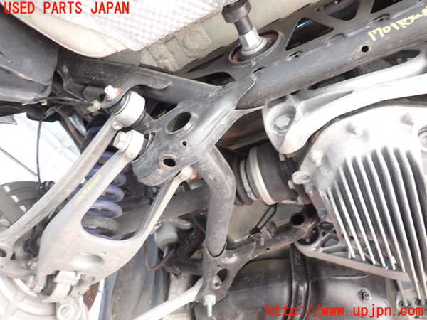 5UPJ-17015295]BMW M4 クーペ(3C30)(F82)リアメンバー 中古_m0002.jpg