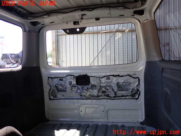 2UPJ-17021566]NV350 キャラバン バン(VW2E26)バックドア