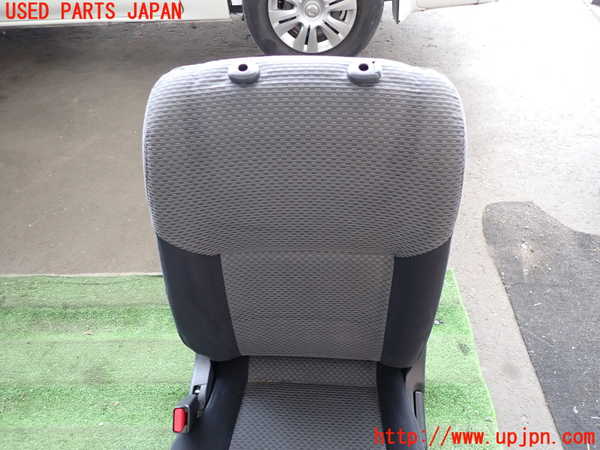 5UPJ-17027065]NV350 キャラバン バン(VW2E26)助手席シート 中古_m0001.jpg