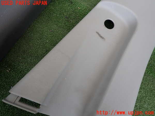 5UPJ-17027665]NV350 キャラバン バン(VW2E26)右センターピラートリム 中古_m0003.jpg