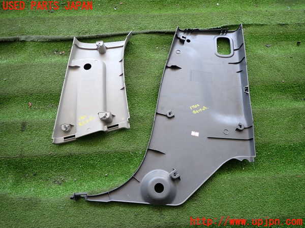 5UPJ-17027670]NV350 キャラバン バン(VW2E26)左センターピラートリム 中古_m0004.jpg