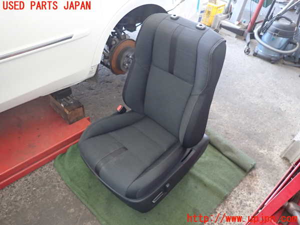 5UPJ-17037065]クラウン アスリート ハイブリッド(AWS210)助手席シート 中古_m0001.jpg