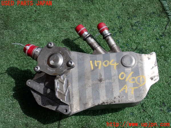 5UPJ-17042481]BMW 335i クーペ E92(WB35)オイルクーラー1 中古_m0002.jpg