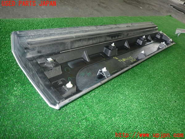 5UPJ-17051232]デリカD：5(CV1W)右前ドアパネル 中古_m0003.jpg