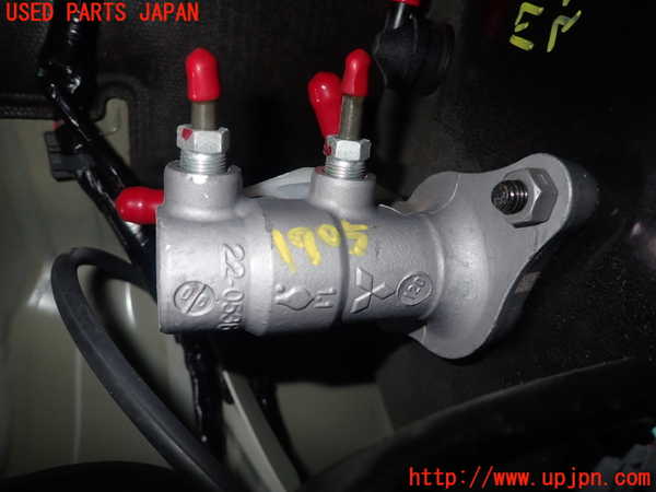 5UPJ-17054050]デリカD：5(CV1W)ブレーキマスターシリンダー 中古_m0002.jpg