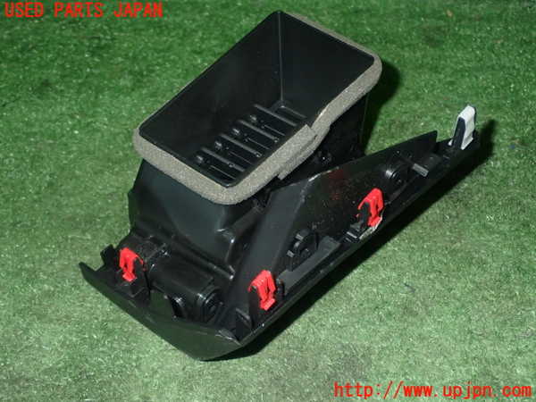 5UPJ-17057527]デリカD：5(CV1W)エアコン吹き出し口2（左） 中古_m0003.jpg