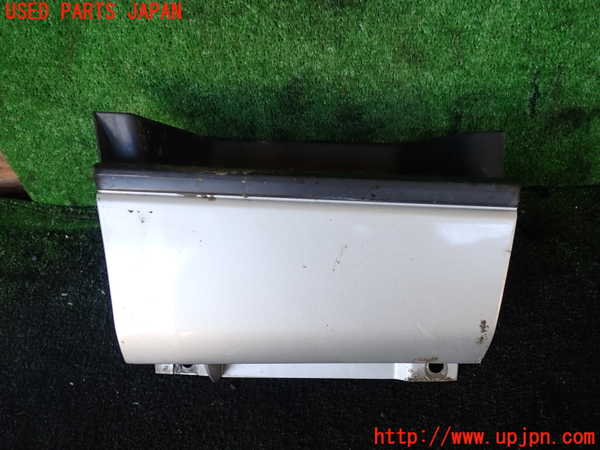 5UPJ-17101390]レジアスエース(ハイエース200系)(KDH201V)右サイドステップ 中古_m0001.jpg