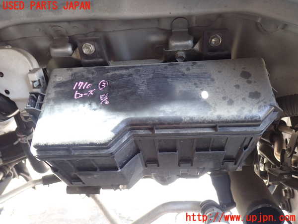 5UPJ-17106743]レジアスエース(ハイエース200系)(KDH201V)ヒューズボックス3 中古_m0001.jpg