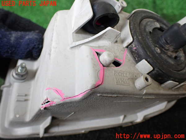 1UPJ-17111180]ランクル100系(UZJ100W)右フォグ ジャンク部品取り_m0005.jpg
