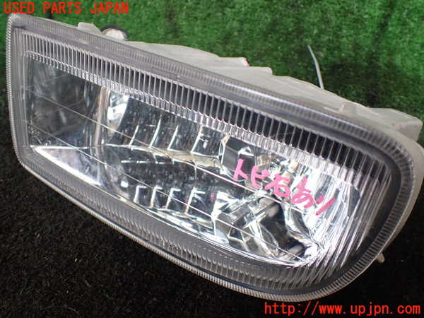 1UPJ-17111182]ランクル100系(UZJ100W)左フォグ ジャンク部品取り_m0002.jpg