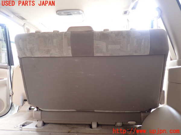 5UPJ-17117145]ランクル100系(UZJ100W)右2列目シート 中古_m0004.jpg