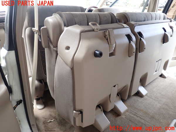 5UPJ-17117175]ランクル100系(UZJ100W)左2列目シート 中古_m0005.jpg