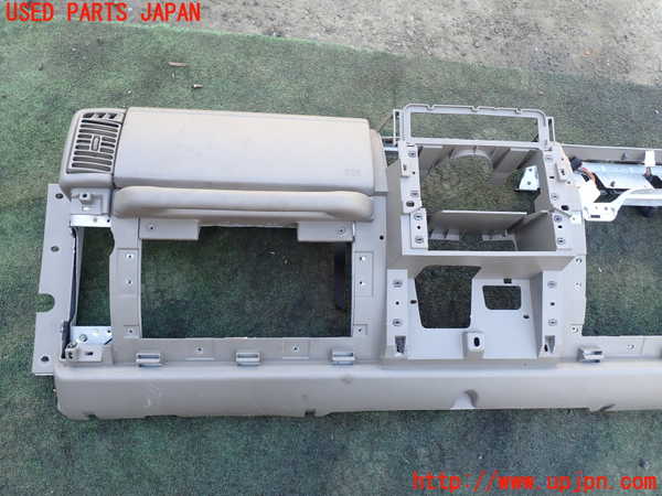5UPJ-17127505]ジープラングラー(TJ40S)ダッシュボード 中古_m0003.jpg