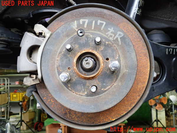 2UPJ-17174300]レクサス・RX450h(GYL15W)右リアナックルハブ 中古 の