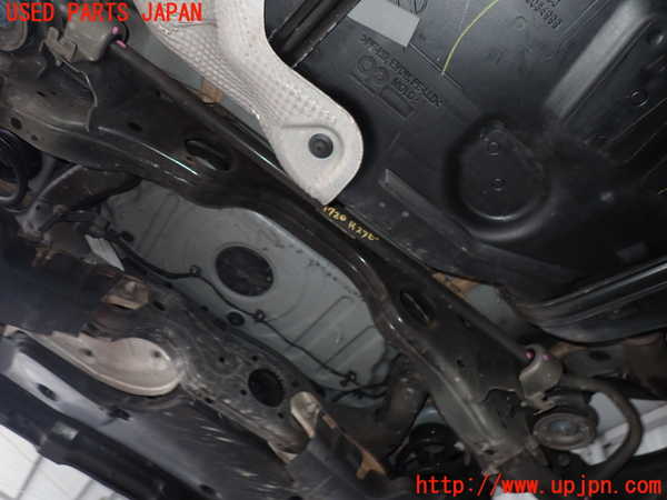 5UPJ-17205445]ベンツ GLB200 d(247612M)(X247)リアスタビライザー 中古_m0001.jpg