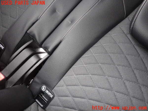 5UPJ-17207265]ベンツ GLB200 d(247612M)(X247)左3列目シート 中古_m0003.jpg