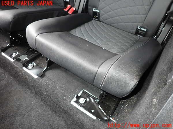 5UPJ-17207265]ベンツ GLB200 d(247612M)(X247)左3列目シート 中古_m0005.jpg
