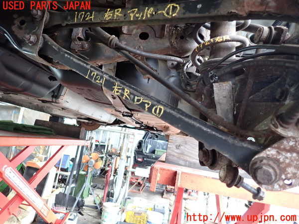 5UPJ-17215200]BMW ミニ(MINI)クーパーS R56(MF16S)右リアロアアーム1 中古_m0001.jpg