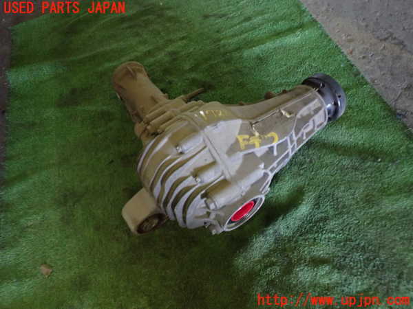 5UPJ-17224350]ベンツ ML350 4MATIC W164(164186)フロントデフ 中古_m0001.jpg