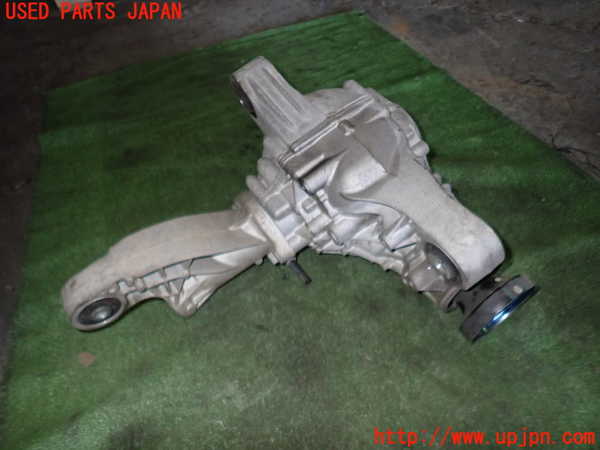 5UPJ-17224350]ベンツ ML350 4MATIC W164(164186)フロントデフ 中古_m0002.jpg