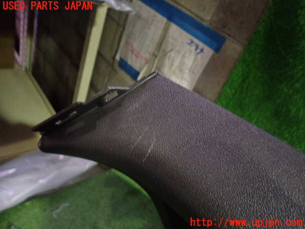5UPJ-17221578]ベンツ ML350 4MATIC W164(164186)バックドア内張り 中古_m0004.jpg