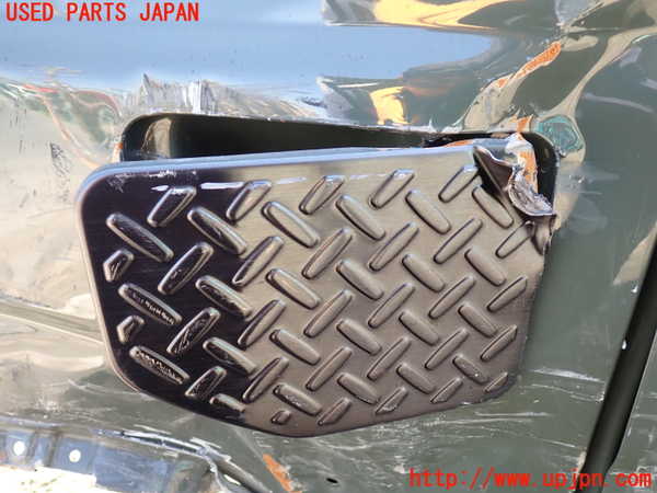 5UPJ-17231690]ジムニー シエラ(JB74W)フューエルリッド 【ジャンク】_m0001.jpg