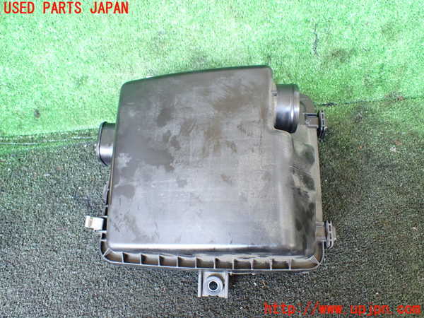 5UPJ-17232560]ジムニー シエラ(JB74W)エアクリーナーボックス 中古_m0001.jpg