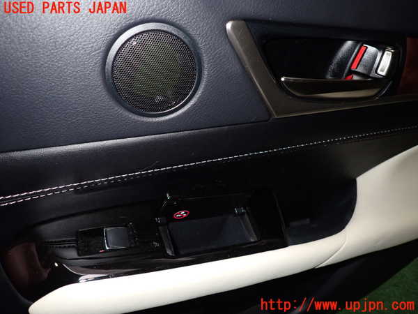 5UPJ-17251294]レクサス・GS300h(AWL10)右後ドア内張り 中古_m0003.jpg