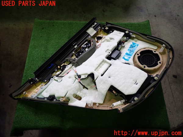5UPJ-17251294]レクサス・GS300h(AWL10)右後ドア内張り 中古_m0005.jpg