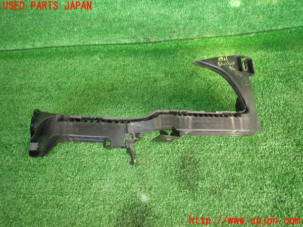 5UPJ-17261140]WRX STI(VAB)右ヘッドライトリム 中古_m0001.jpg