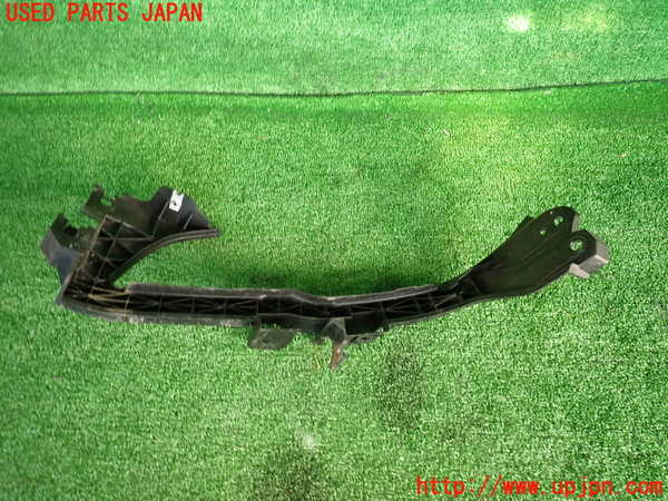 5UPJ-17261140]WRX STI(VAB)右ヘッドライトリム 中古_m0003.jpg