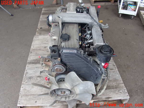 2UPJ-17272010]ランクル70系(HZJ77V(改))エンジン 1HZ 4WD 中古