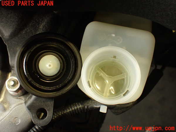 5UPJ-17284050]レクサス・NX300(AGZ10)ブレーキマスターシリンダー 中古_m0002.jpg