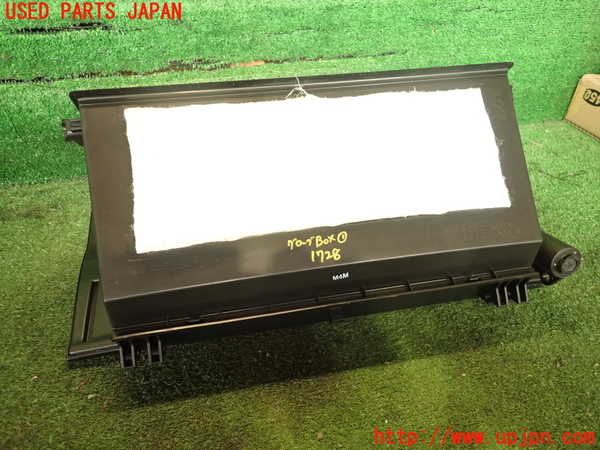 5UPJ-17287516]レクサス・NX300(AGZ10)グローブボックス1 中古_m0003.jpg