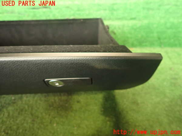 5UPJ-17287516]レクサス・NX300(AGZ10)グローブボックス1 中古_m0005.jpg