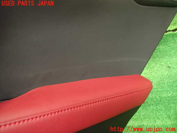 5UPJ-17281294]レクサス・NX300(AGZ10)右後ドア内張り 中古_m0002.jpg