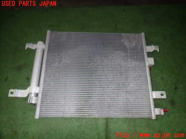 5UPJ-17306031]アバルト・124スパイダー(NF2EK)エアコンコンデンサー1 中古_m0001.jpg