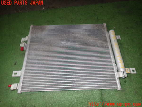 5UPJ-17306031]アバルト・124スパイダー(NF2EK)エアコンコンデンサー1 中古_m0002.jpg