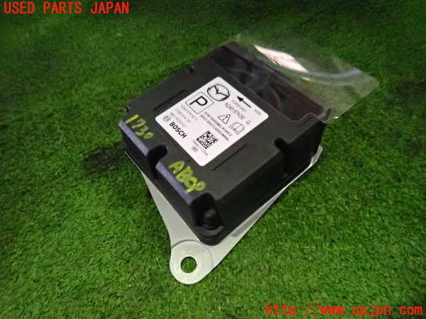 5UPJ-17306145]アバルト・124スパイダー(NF2EK)エアバッグコンピューター 中古_m0001.jpg