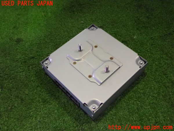 5UPJ-17306147]アバルト・124スパイダー(NF2EK)コンピューター2 中古_m0003.jpg