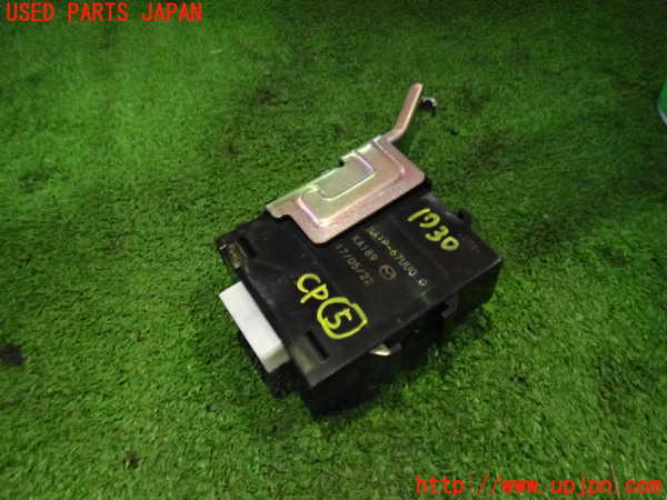 5UPJ-17306150]アバルト・124スパイダー(NF2EK)コンピューター5 中古_m0001.jpg