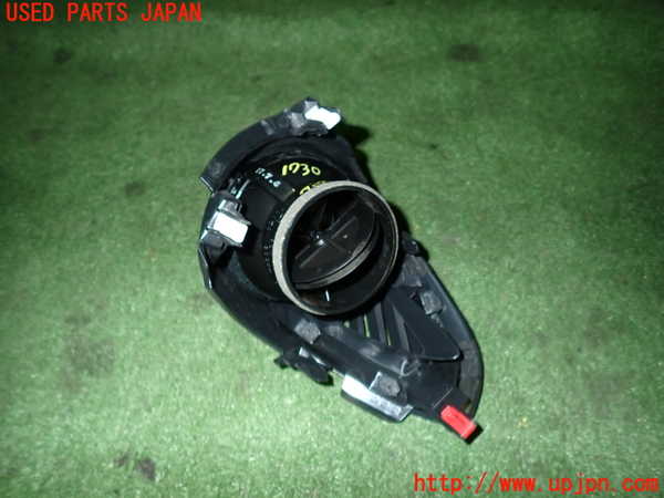 5UPJ-17307526]アバルト・124スパイダー(NF2EK)エアコン吹き出し口1 (左) 中古_m0003.jpg