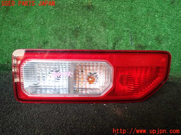 5UPJ-17331530]ジムニー(JB64W)右テールランプ 中古_m0001.jpg