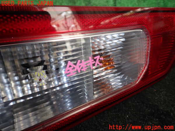 5UPJ-17331530]ジムニー(JB64W)右テールランプ 中古_m0002.jpg