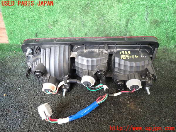 5UPJ-17331530]ジムニー(JB64W)右テールランプ 中古_m0003.jpg