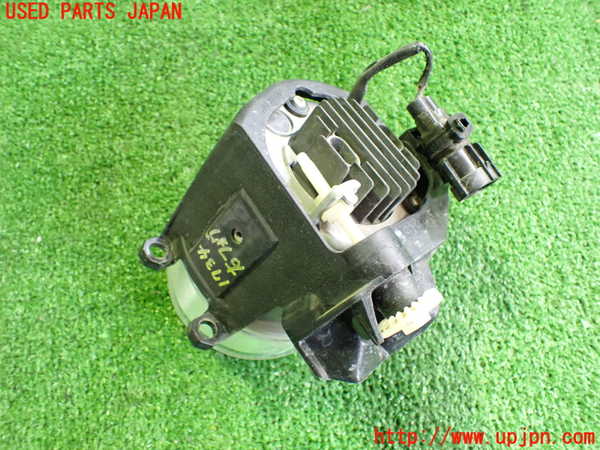 5UPJ-17341180]クラウン ロイヤル ハイブリッド(AWS210)右フォグ 中古_m0003.jpg
