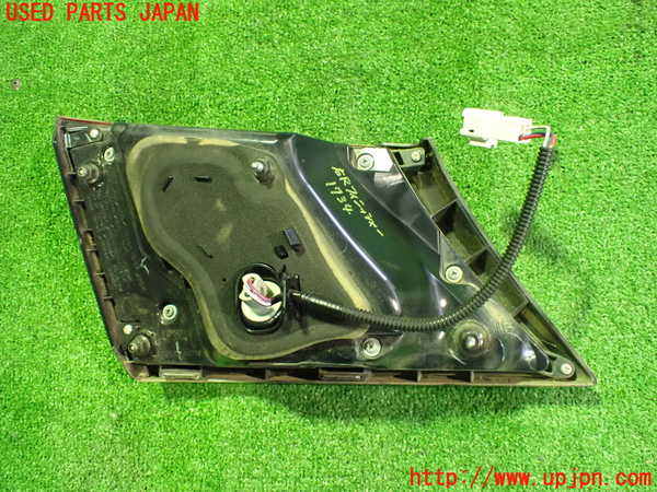 5UPJ-17341550]クラウン ロイヤル ハイブリッド(AWS210)右リアフィニッシャー 中古_m0004.jpg