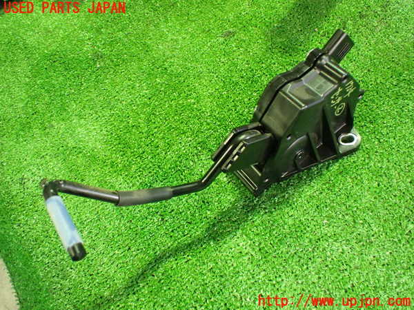 5UPJ-17346382]クラウン ロイヤル ハイブリッド(AWS210)センサー2 中古_m0001.jpg